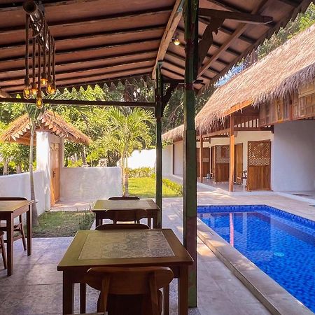 Bae Gili Inn Гили-Эйр Экстерьер фото