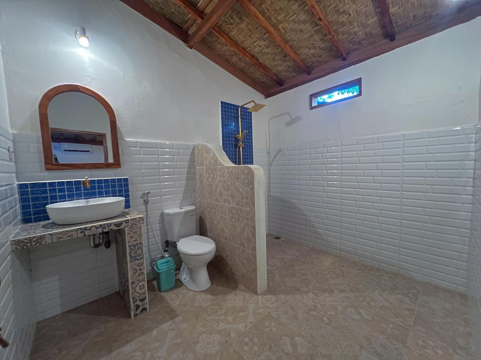 Bae Gili Inn Гили-Эйр Экстерьер фото